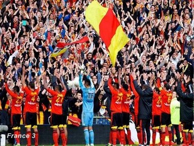 RC-Lens-clapping-public-stade-Bollaert-Delelis