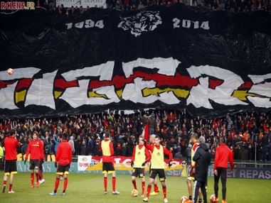 Red-Tigers-anniversaire-tifo