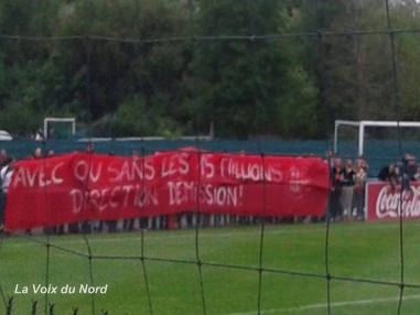 Red Tigers banderole 14052015