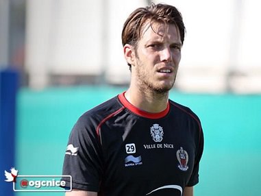 OGC Nice Simon Pouplin