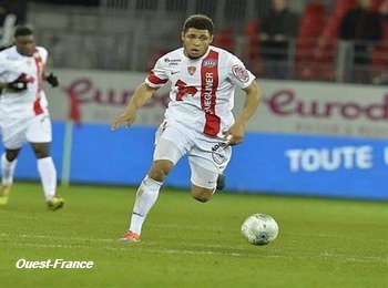 Stade Brestois Simon Falette