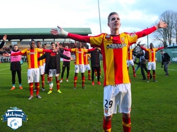 Red Star RC Lens clapping Benjamin Bourigeaud