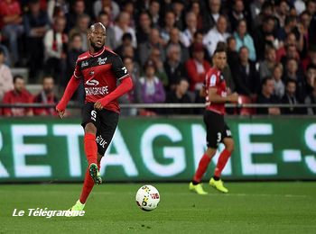 Baissama Sankoh EA Guingamp RC Lens