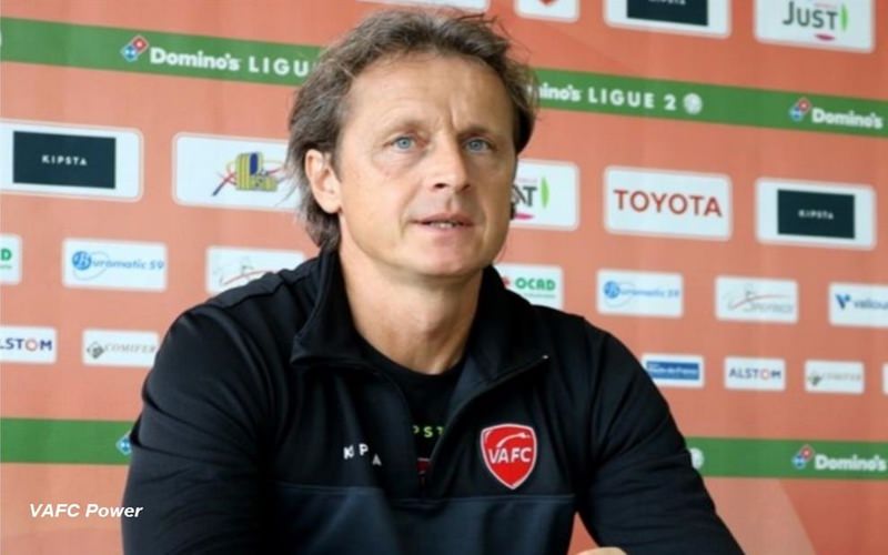 Valenciennes VAFC Reginald Ray