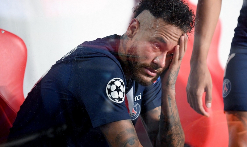 psg lens report neymar pleureuses