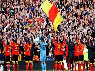 RC-Lens-clapping-public-stade-Bollaert-Delelis
