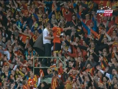 RC-Lens-Arles-Avignon-clapping-Danijel-Ljuboja