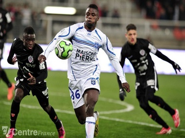 AJ-Auxerre-Paul-Georges-Ntep