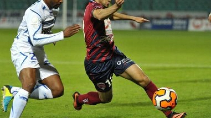 Bilal Hamdi Lens