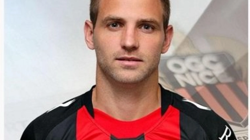 Mathieu-Bodmer-OGC-Nice--Lens