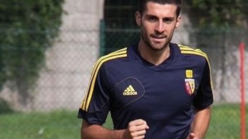 Pierrick Valdivia Lens