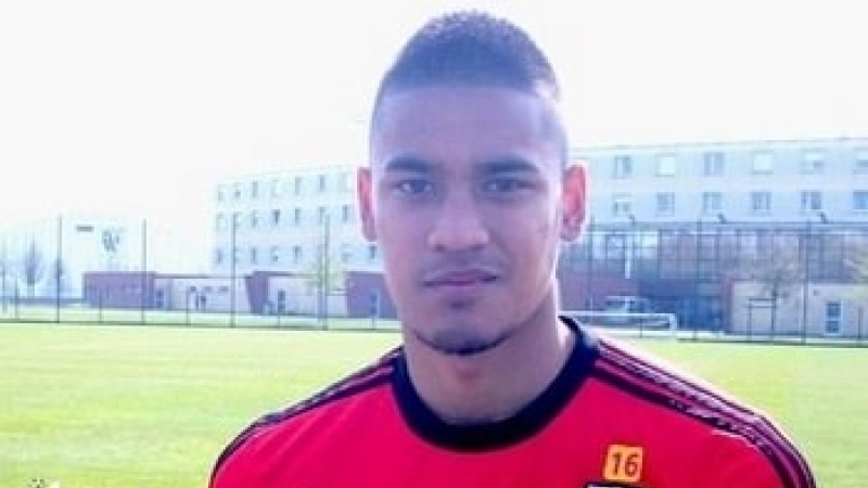 Alphonse Areola Lens