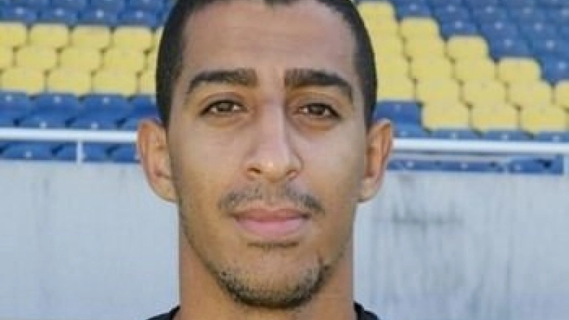 Hicham MLaab Lens