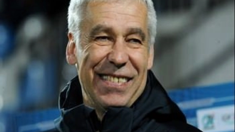 Pierre Mankowski Lens