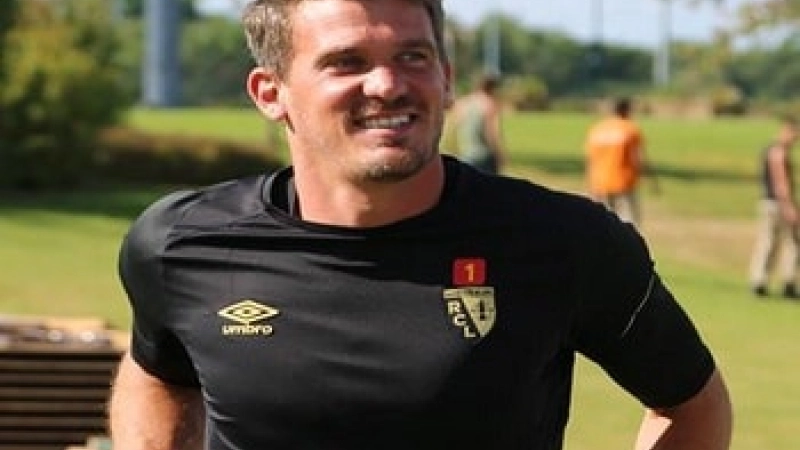 Nicolas Douchez Lens
