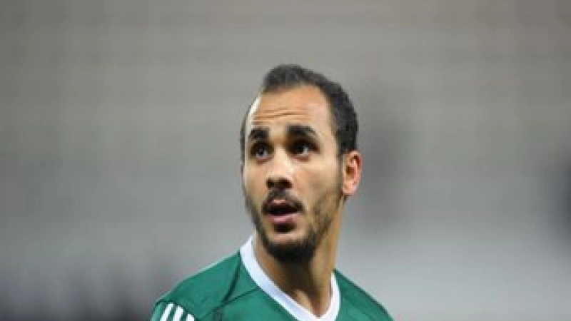 Idriss Mhirsi Red Star Lens