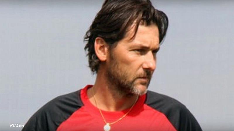 Eric Assadourian Lens