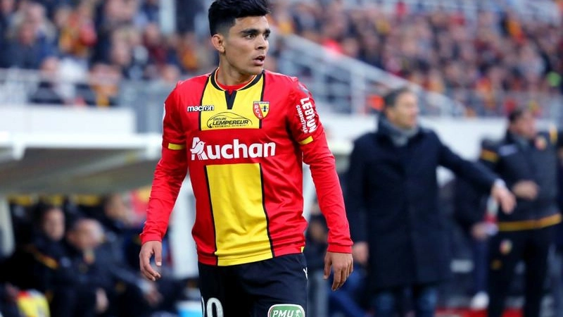 Achraf Bencharki Lens