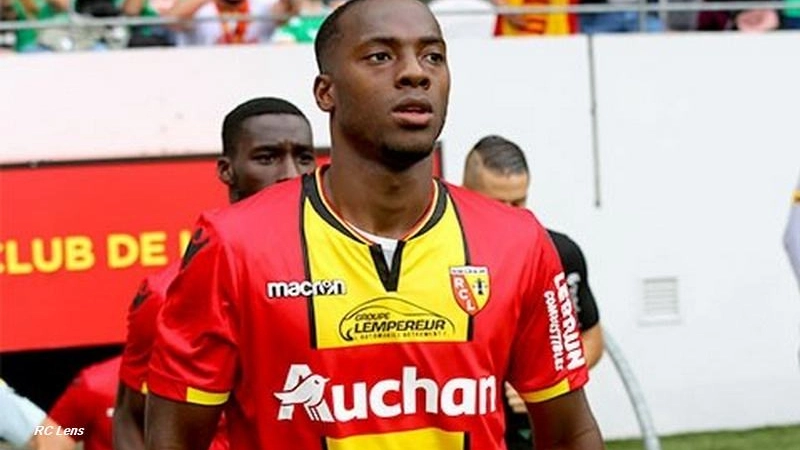 Yannick Gomis Lens
