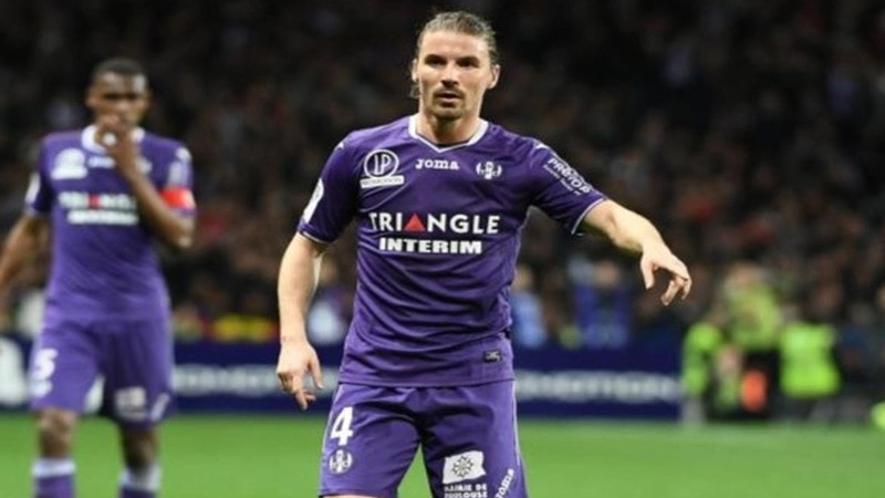 Yannick Cahuzac Toulouse Lens