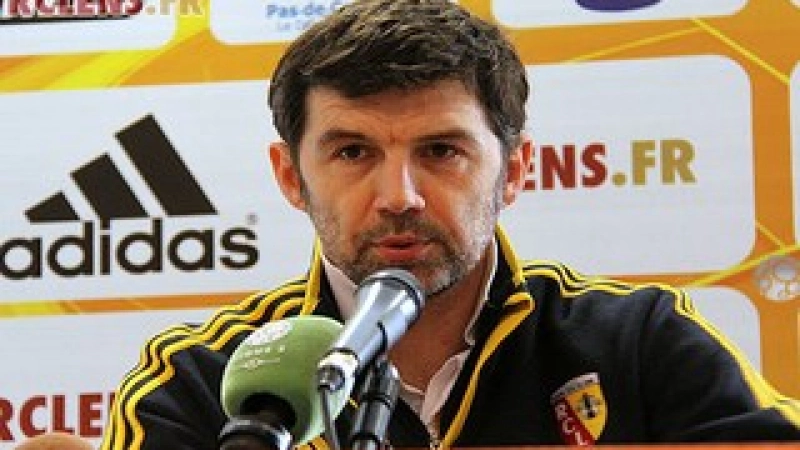 Eric Sikora Lens Laval Ligue 34e journé