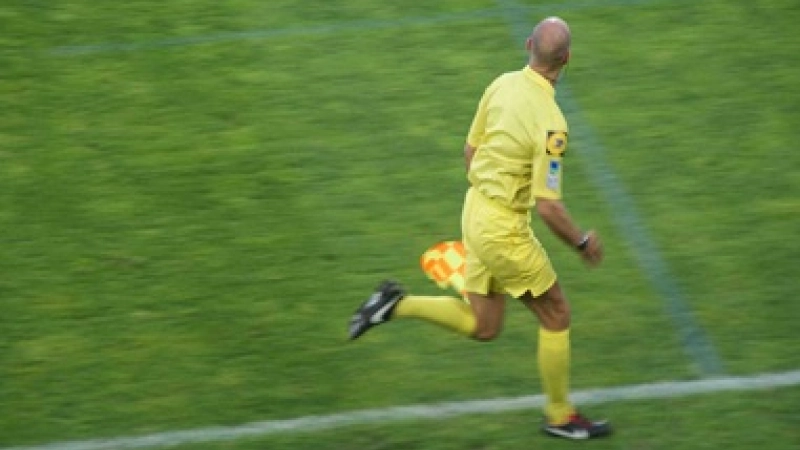 Coup--sifflet-tests-physiques-arbitres-