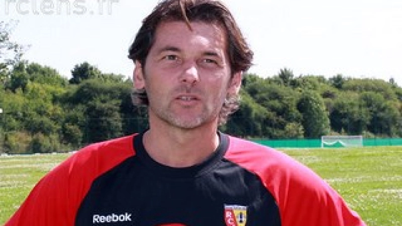 Eric-Assadourian--Lens
