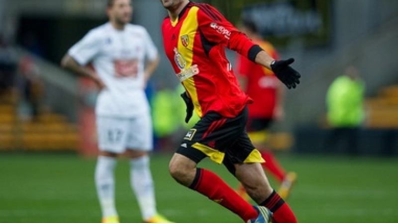 Pierrick-Valdivia--Lens-