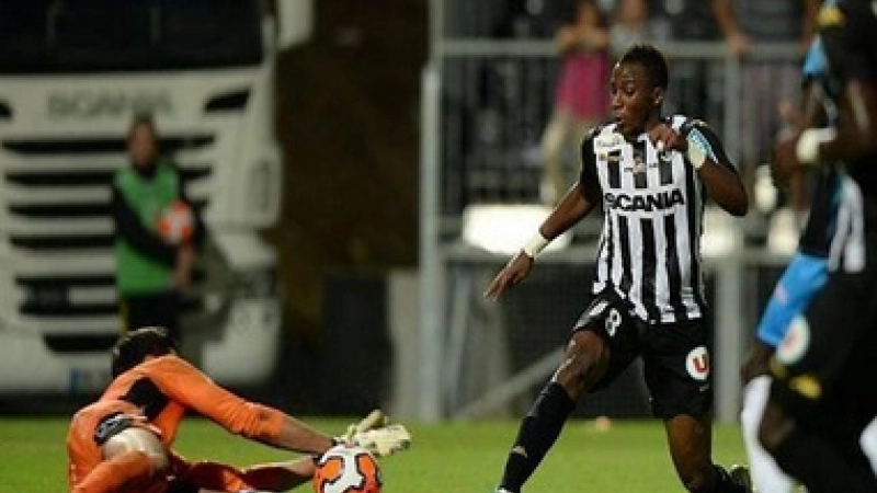 Angers-SCO-Ismael-Keita