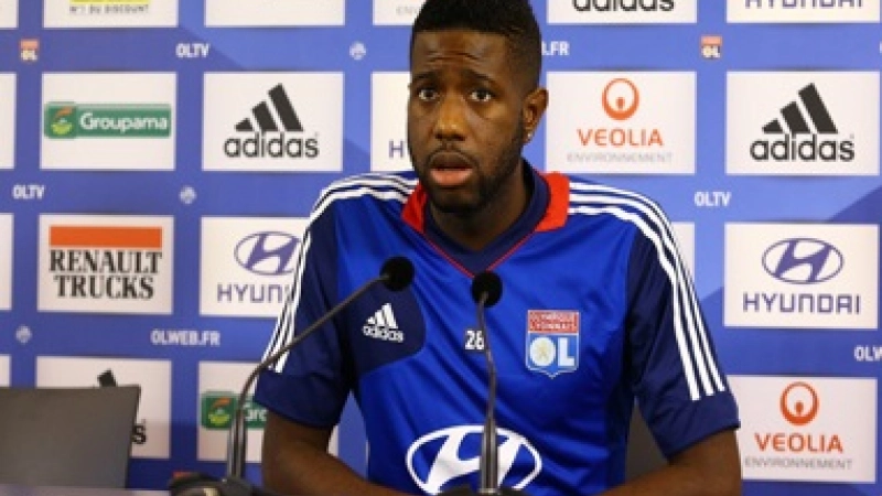 Olympique-Lyonnais-Arnold-Mvuemba
