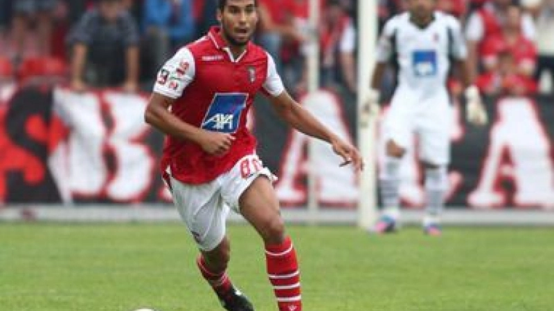 Djavan-Academica-Coimbra--Lens