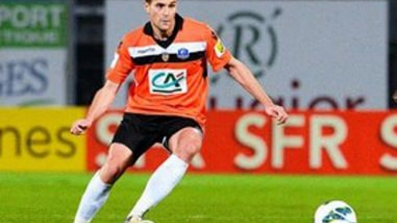 Gregory-Bourillon--Lens-Lorient