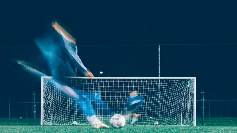 Frappe-unspash-football
