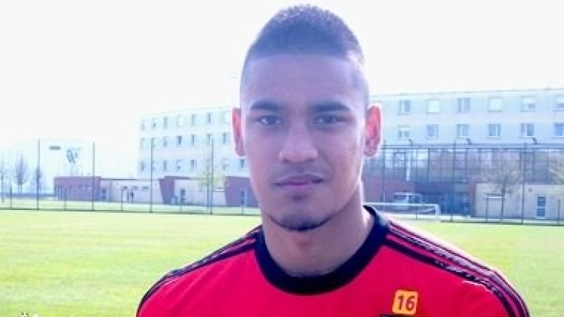 Alphonse Areola Lens