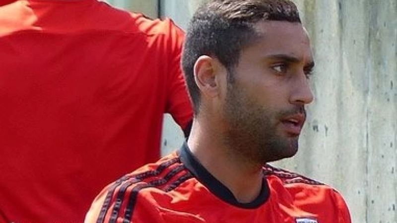 Ahmed-Kantari--Lens-