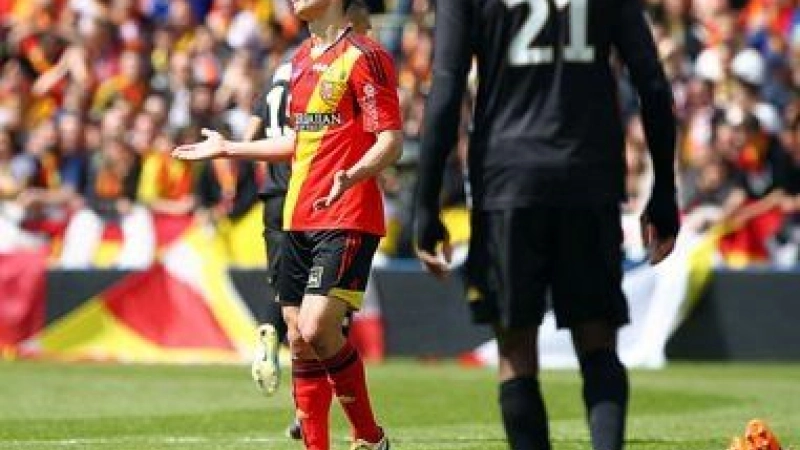 Yoann Touzghar Lens