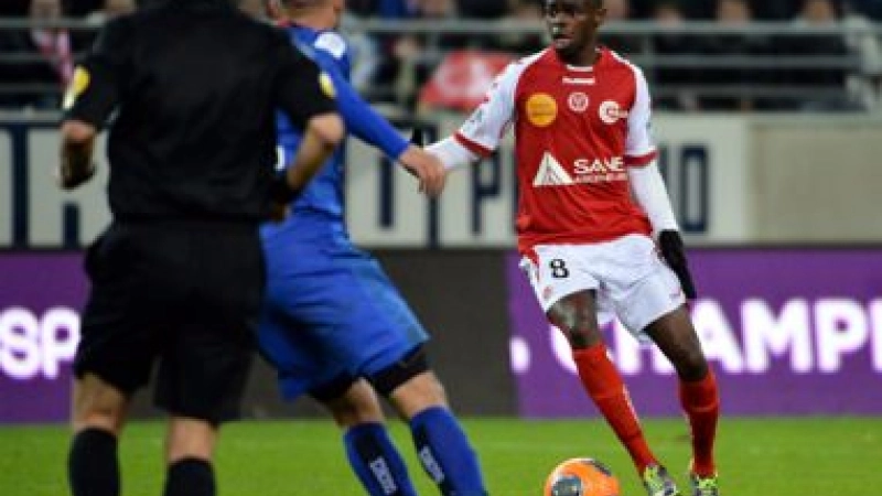 Stade--Reims-Prince-Oniangue