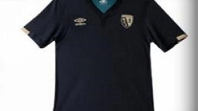 Lens Umbro maillot exterieur 2016 2017