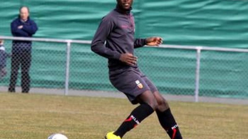 Mamadou Doucoure Lens