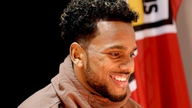 Kermit Erasmus Lens