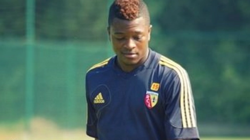 Jeremie Bela Lens