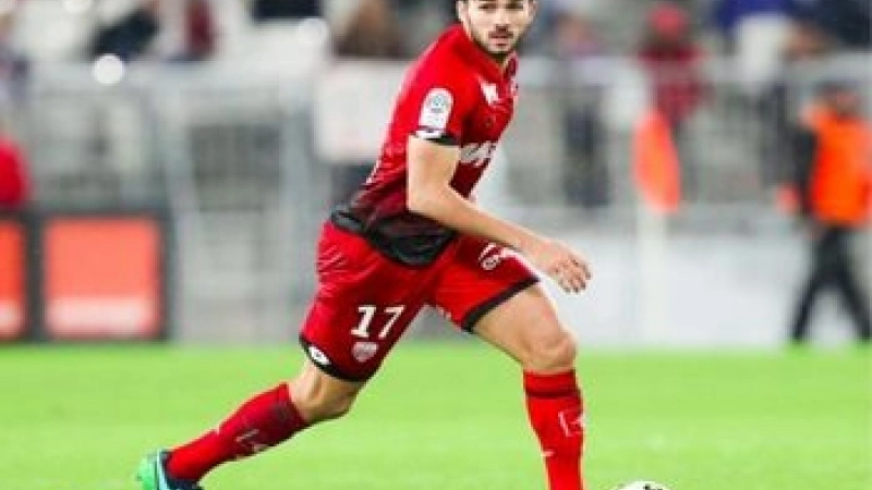 Mehdi Abeid Lens