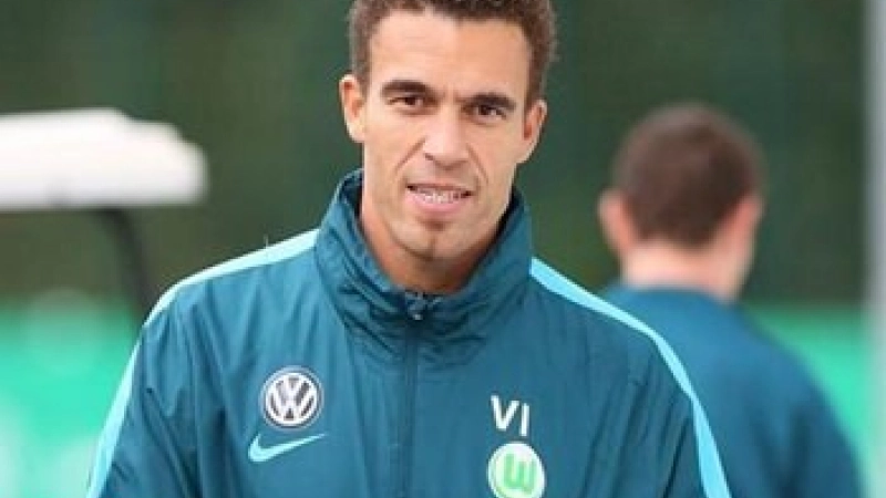 Valerien Ismael Lens