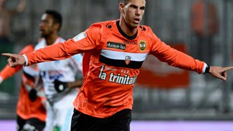 Jeremie Aliadiere Lens