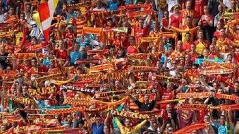 Public supporters Lens