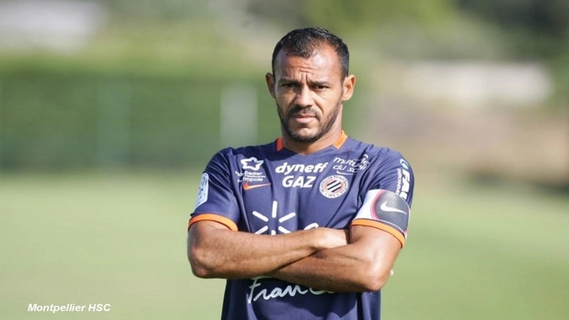 Vitorino Hilton Lens