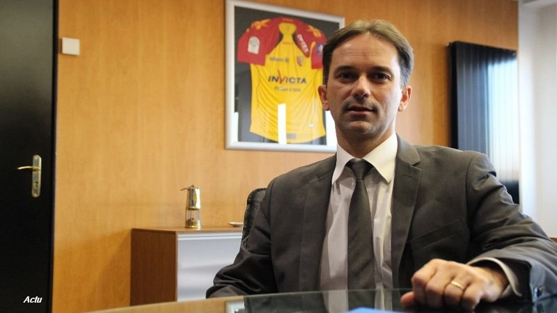 Sylvain Robert Lens maire