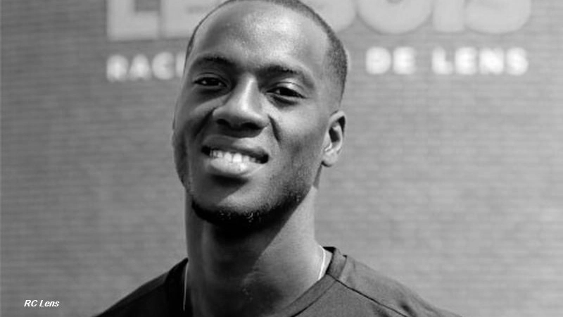 Yannick Gomis Lens