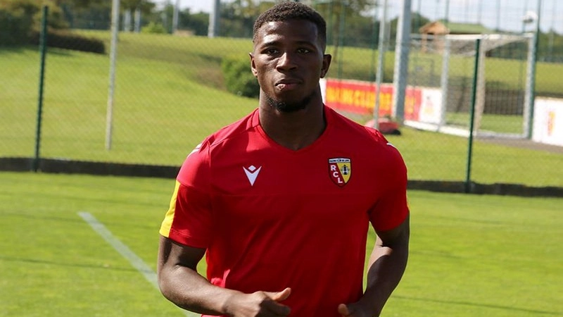 Cheick Traore Lens