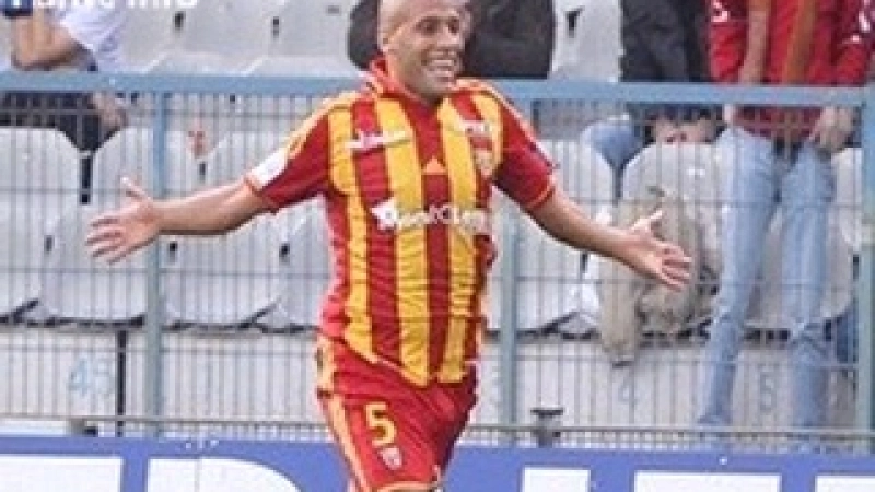 Alaeddine Yahia Lens